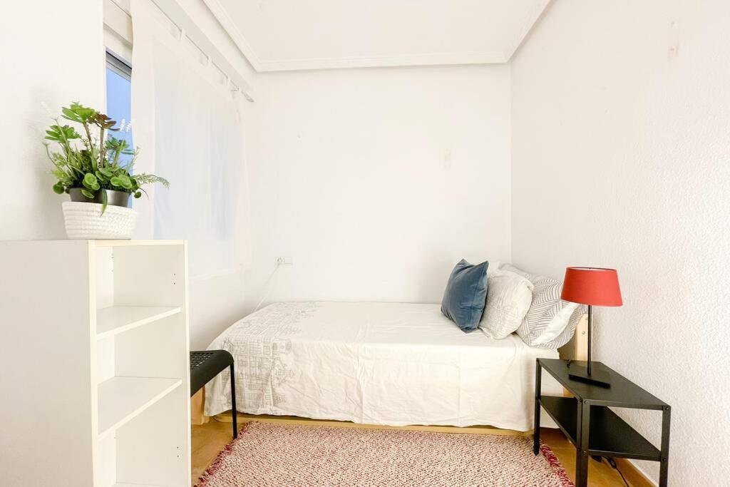 Coqueto Y Amplio Apartamento A 15 Min De La Playa Alicante Zewnętrze zdjęcie