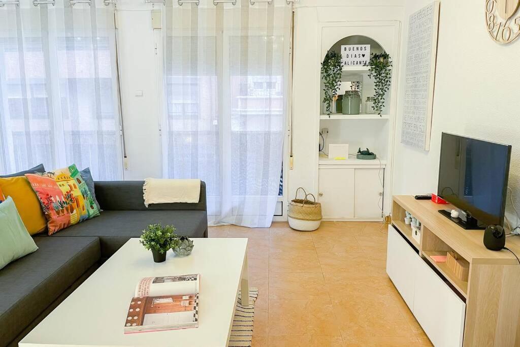 Coqueto Y Amplio Apartamento A 15 Min De La Playa Alicante Zewnętrze zdjęcie